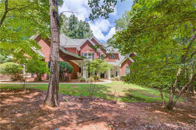 Image for property 623 Old Collins Road, Hoschton, GA 30548
