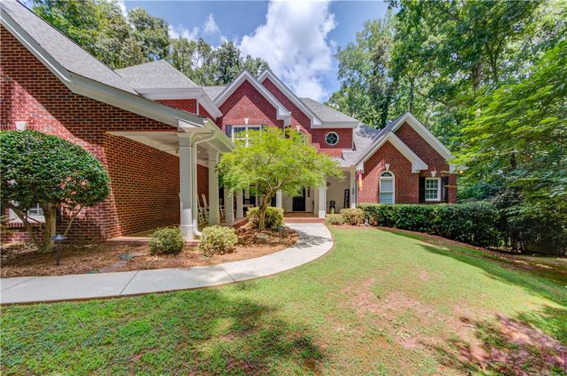 Image for property 623 Old Collins Road, Hoschton, GA 30548
