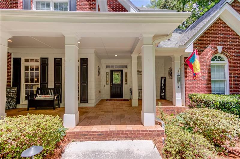 Image for property 623 Old Collins Road, Hoschton, GA 30548
