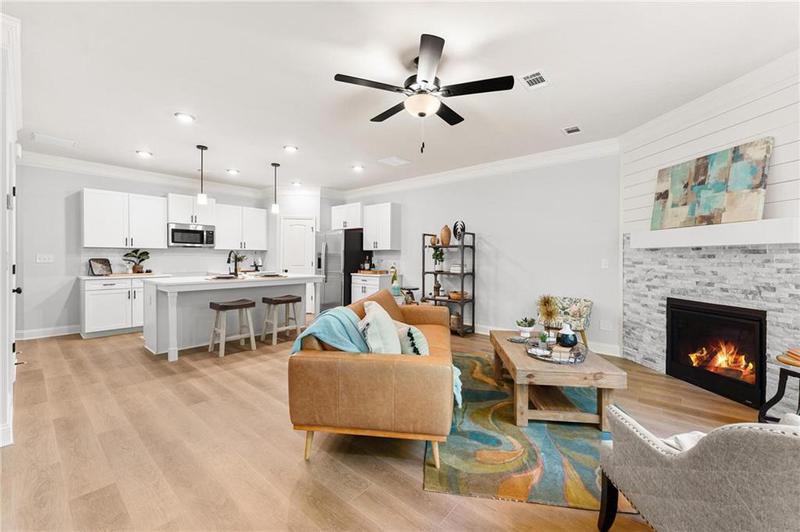 Image for property 175 Crest Drive 75, Hartwell, GA 30643