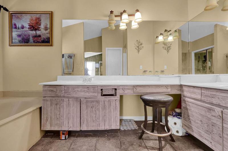 Image for property 1651 Links Overlook, Stone Mountain, GA 30088