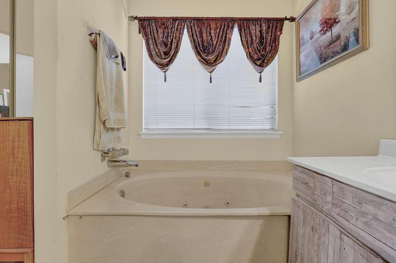 Image for property 1651 Links Overlook, Stone Mountain, GA 30088