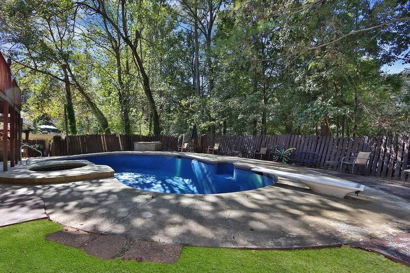Image for property 1651 Links Overlook, Stone Mountain, GA 30088