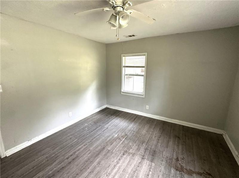 Image for property 2084 Snow Road, Atlanta, GA 30311