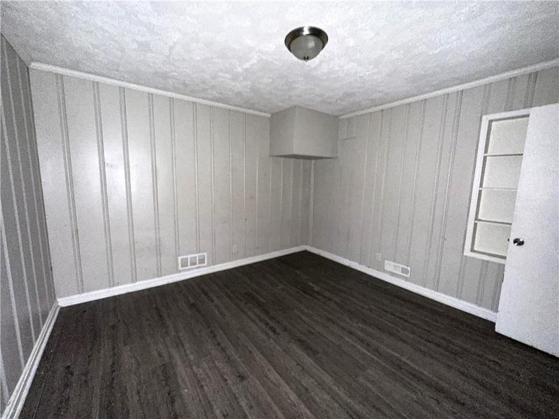 Image for property 2084 Snow Road, Atlanta, GA 30311