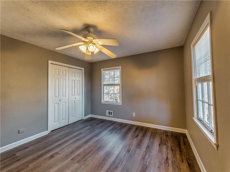 Image for property 11511 Highway 92, Woodstock, GA 30188