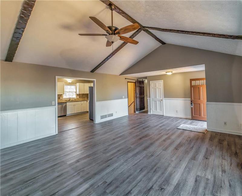 Image for property 11511 Highway 92, Woodstock, GA 30188