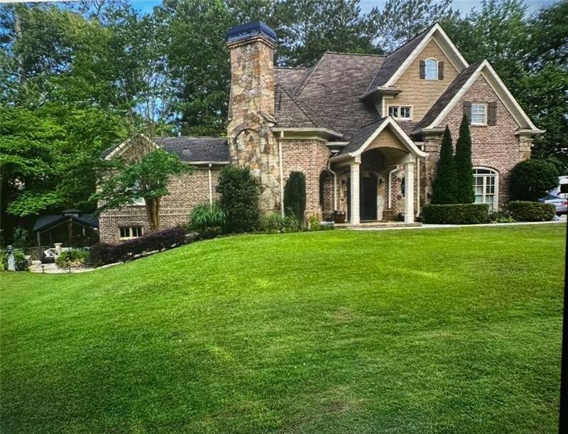 Image for property 5172 Roswell Road, Marietta, GA 30062
