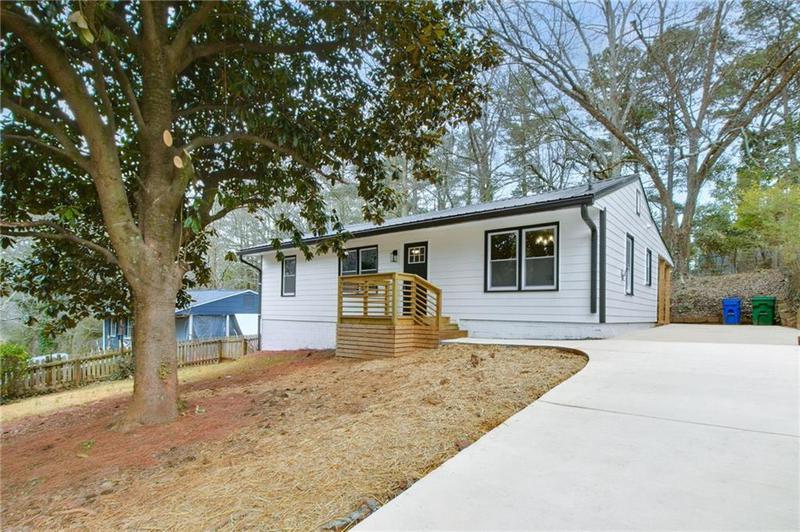 Image for property 3393 Phillip Circle, Decatur, GA 30032