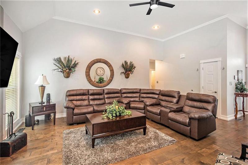 Image for property 103 Royal Way, Mcdonough, GA 30252