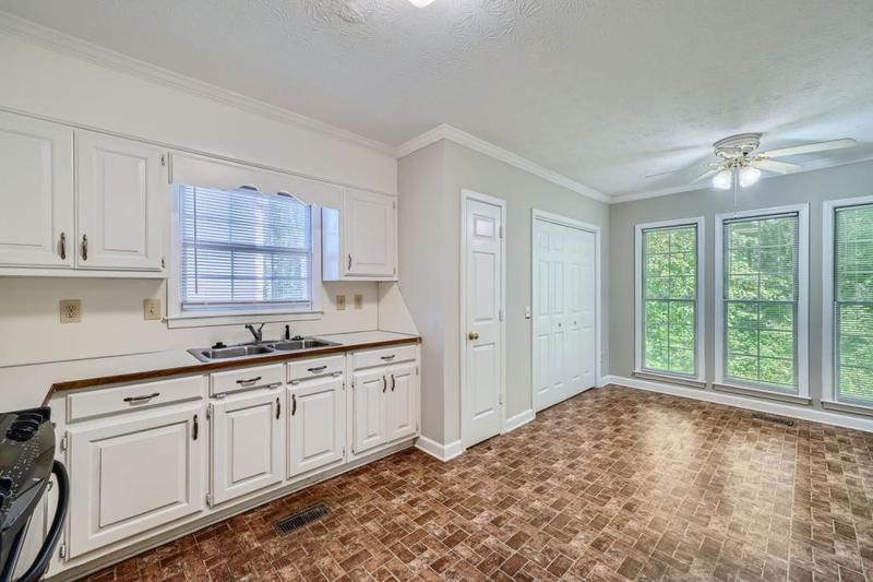Image for property 2459 Jacks View Court, Snellville, GA 30078