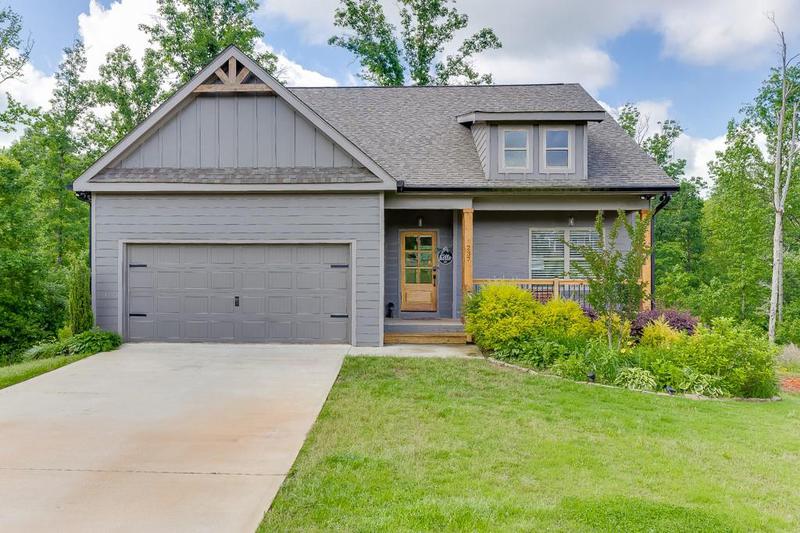 Image for property 237 Oakwood Drive, Commerce, GA 30529