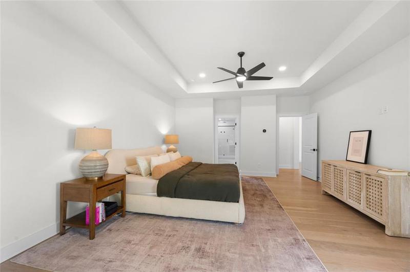 Image for property 17145 River Overlook Drive, Roswell, GA 30075