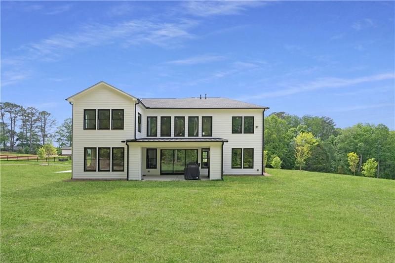 Image for property 17145 River Overlook Drive, Roswell, GA 30075