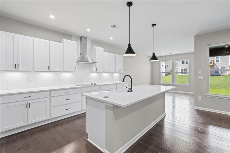 Image for property 752 Crystal Lake Parkway, Hoschton, GA 30548