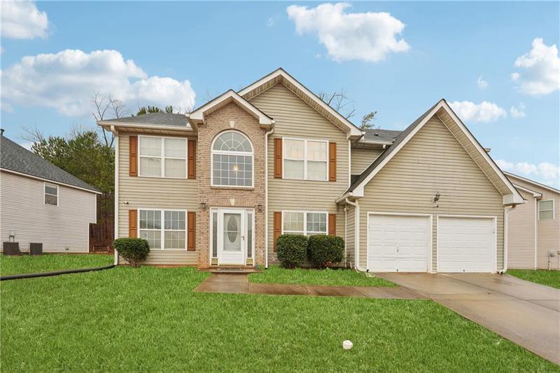 Image for property 3308 Hunting Creek Pass, Douglasville, GA 30135