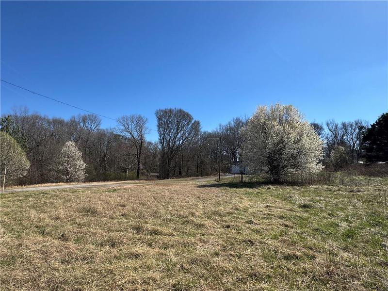 Image for property 5088 Highway 82 Spur, Commerce, GA 30529