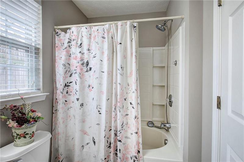 Image for property 76 Topaz Drive, Dallas, GA 30132