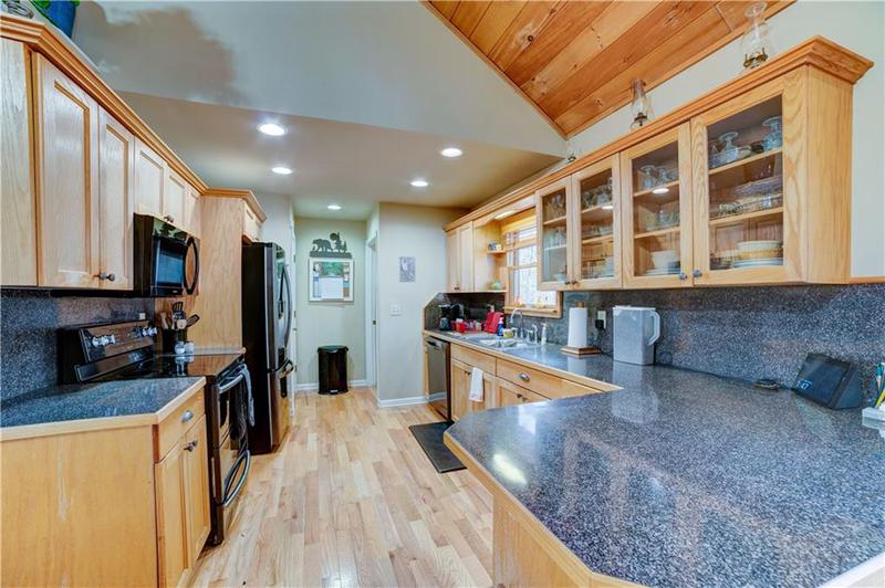 Image for property 1514 Villa Drive, Ellijay, GA 30540