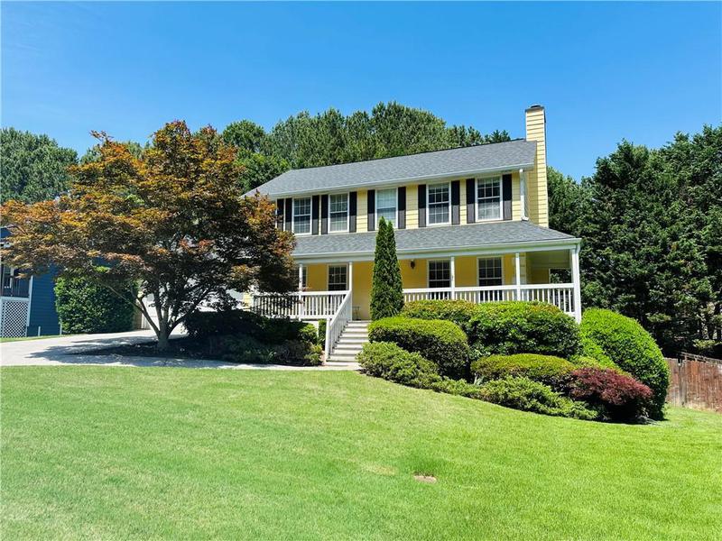 Image for property 5425 Windswept Trace, Sugar Hill, GA 30518