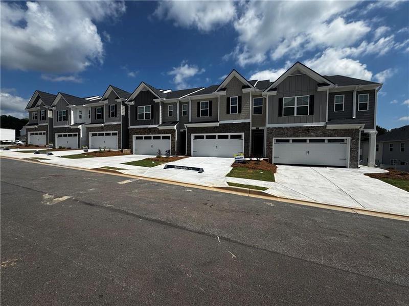 Image for property 338 Elgin Drive, Lawrenceville, GA 30045