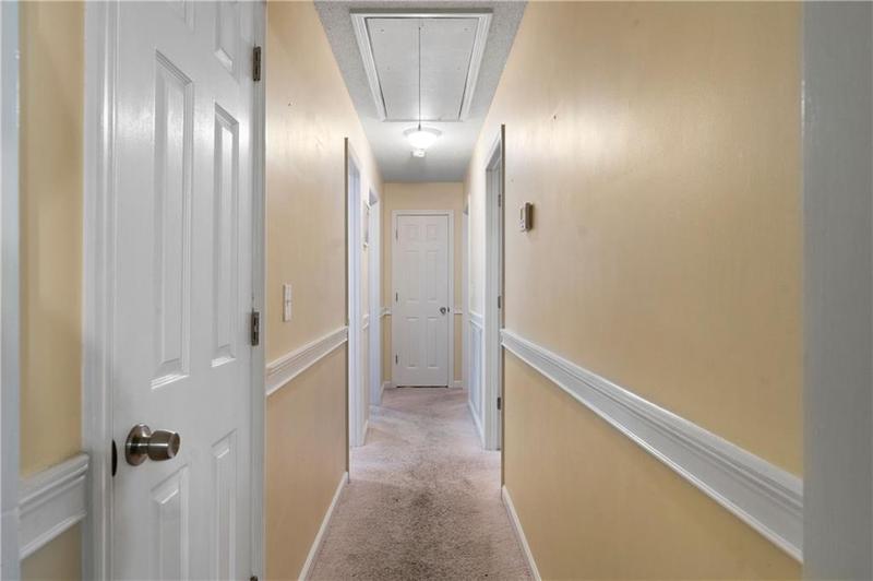 Image for property 55 Zona Kay Circle, Silver Creek, GA 30173