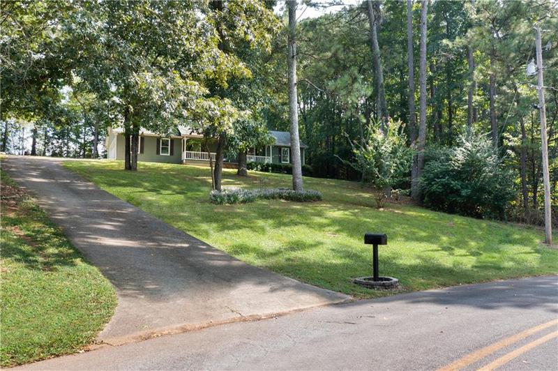 Image for property 55 Zona Kay Circle, Silver Creek, GA 30173