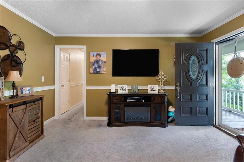 Image for property 55 Zona Kay Circle, Silver Creek, GA 30173