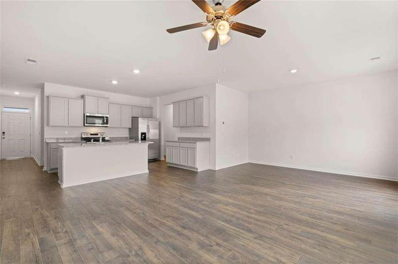 Image for property 106 Hampton Circle 2, Mcdonough, GA 30253