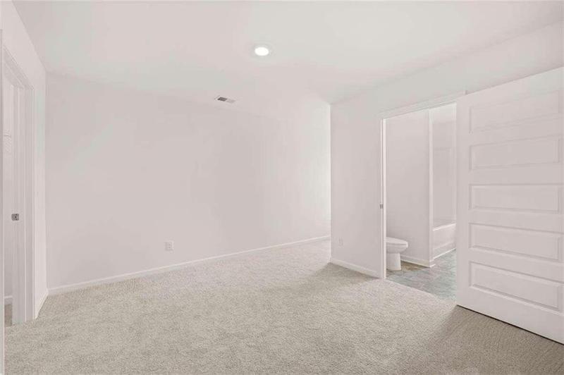 Image for property 106 Hampton Circle 2, Mcdonough, GA 30253