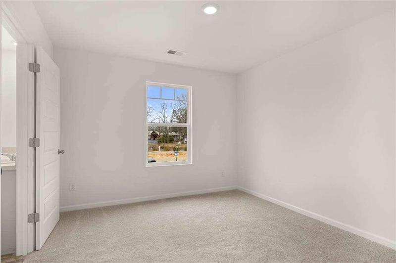 Image for property 106 Hampton Circle 2, Mcdonough, GA 30253