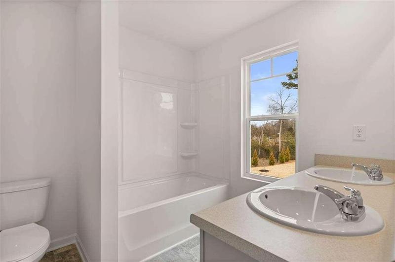 Image for property 106 Hampton Circle 2, Mcdonough, GA 30253