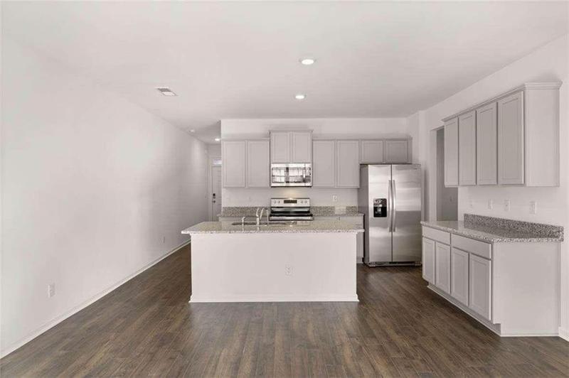 Image for property 106 Hampton Circle 2, Mcdonough, GA 30253