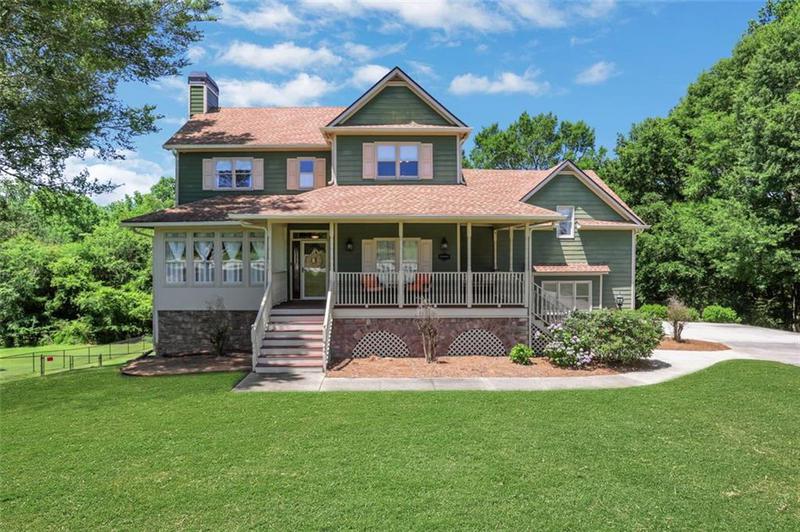 Image for property 940 PLANTERS Place, Loganville, GA 30052