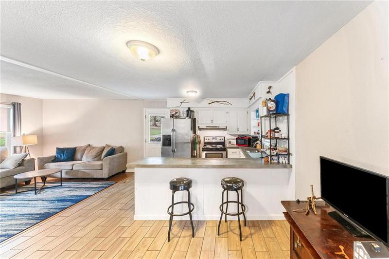 Image for property 577 Athens Street, Hartwell, GA 30643