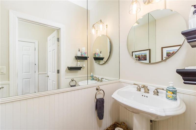Image for property 2819 Point Overlook, Gainesville, GA 30501