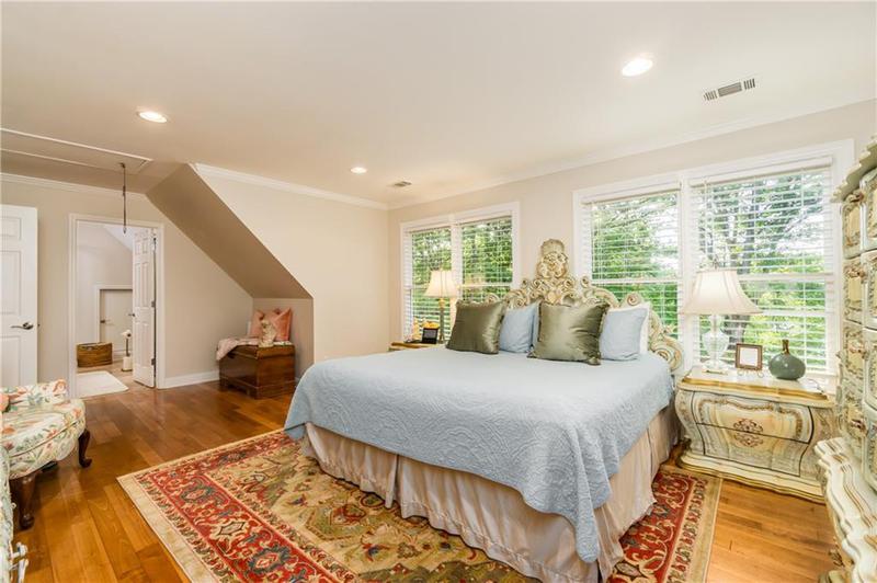 Image for property 2819 Point Overlook, Gainesville, GA 30501