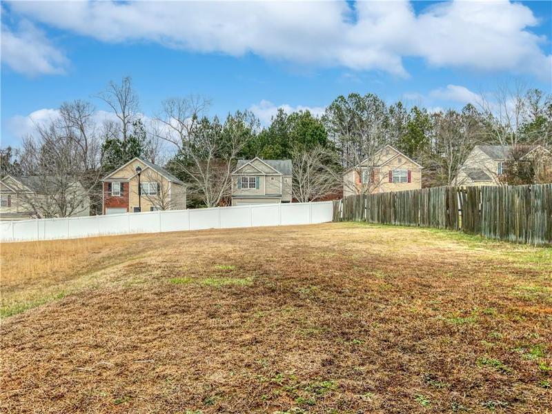 Image for property 212 Silver Ridge Drive, Dallas, GA 30157