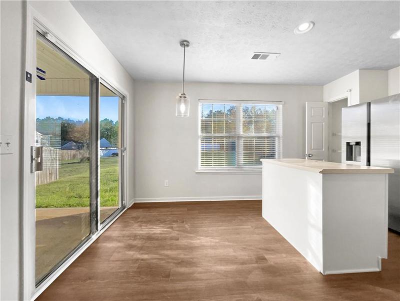Image for property 212 Silver Ridge Drive, Dallas, GA 30157