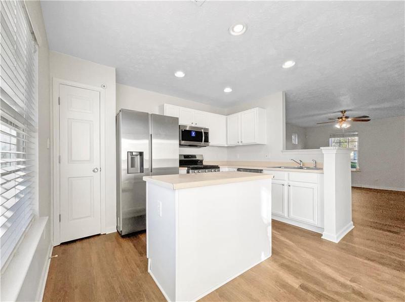 Image for property 212 Silver Ridge Drive, Dallas, GA 30157