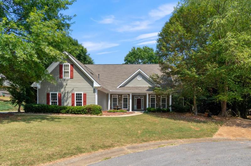 Image for property 169 Wood Crest Lane, Hoschton, GA 30548