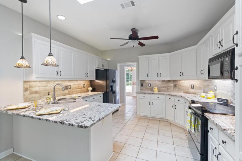 Image for property 169 Wood Crest Lane, Hoschton, GA 30548