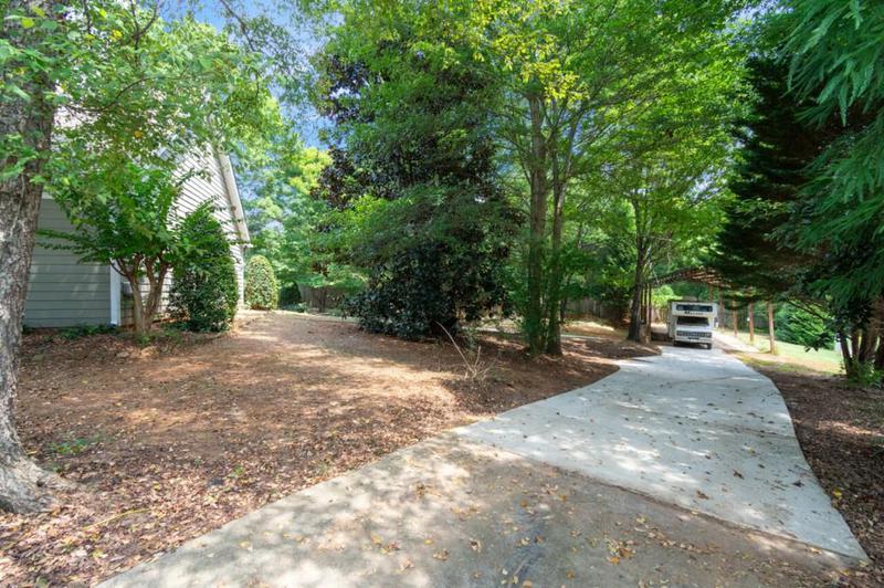 Image for property 169 Wood Crest Lane, Hoschton, GA 30548