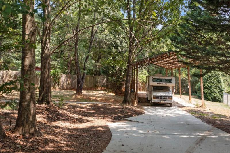 Image for property 169 Wood Crest Lane, Hoschton, GA 30548