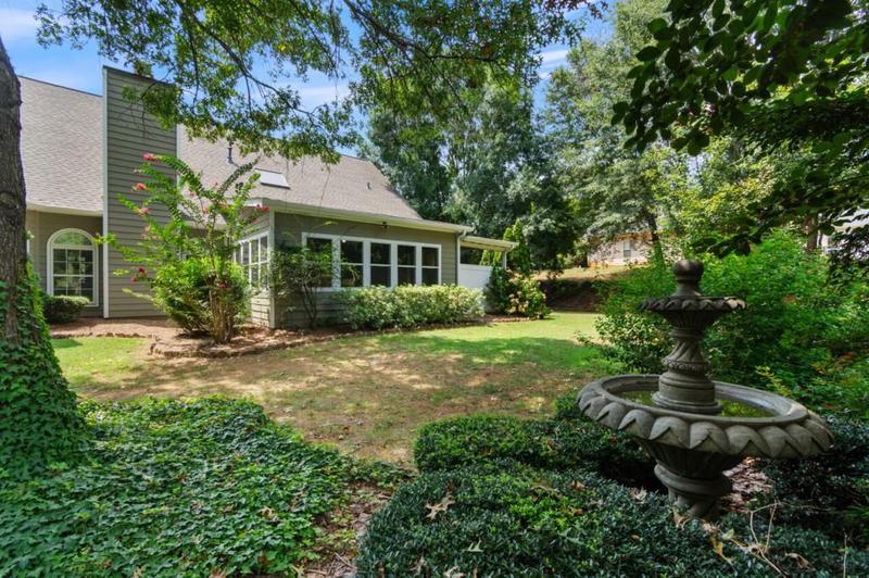 Image for property 169 Wood Crest Lane, Hoschton, GA 30548