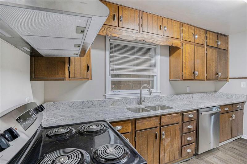Image for property 864 Northview Drive, Forest Park, GA 30297