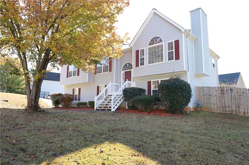 Image for property 6298 Hampstead Lane, Douglasville, GA 30134