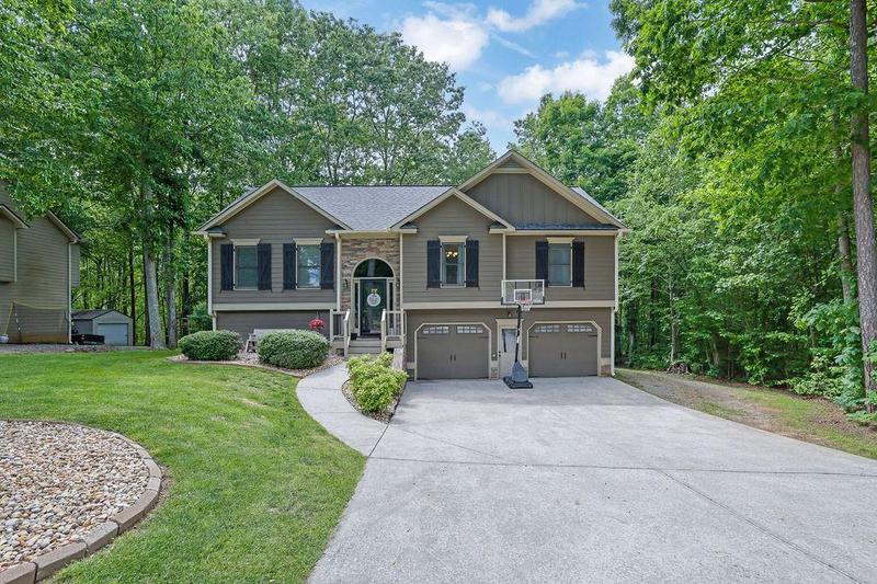 Image for property 170 Barrel Way, Ball Ground, GA 30107