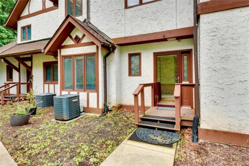 Image for property 327 Brucken Strasse 603, Helen, GA 30545