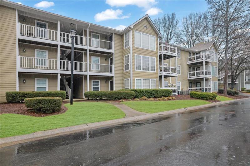 Image for property 411 Berkeley Woods Drive, Duluth, GA 30096